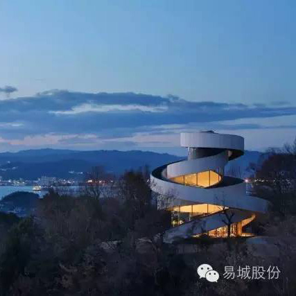 走出婚禮教堂，走進(jìn)潮流地標(biāo)